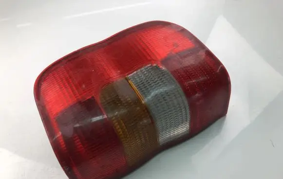 Opel Corsa C Tailgate rear/tail lights 9845
