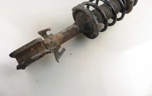 Mercedes-Benz Vito Viano W638 Front shock absorber with coil spring 6383200913