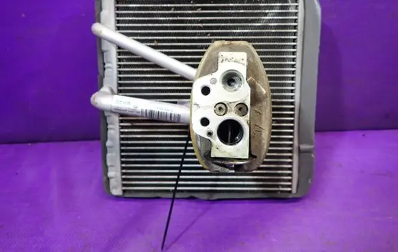 Air conditioning (A/C) radiator (interior)