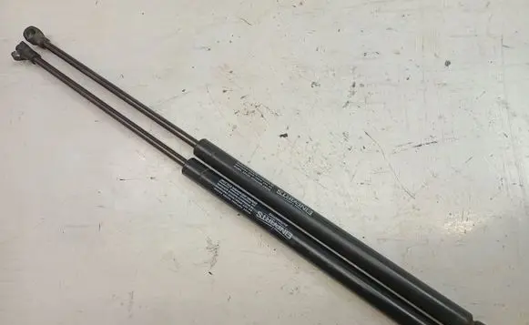 Volkswagen Golf IV Shock absorber/damper mounting bracket 1J6827550