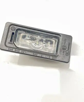 Audi A4 S4 B9 Number plate light 5NA943021