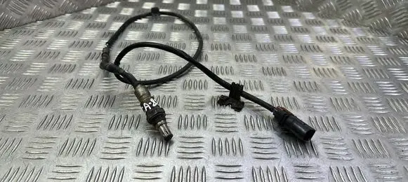 Skoda Octavia Mk3 (5E) Lambda probe sensor UE126564