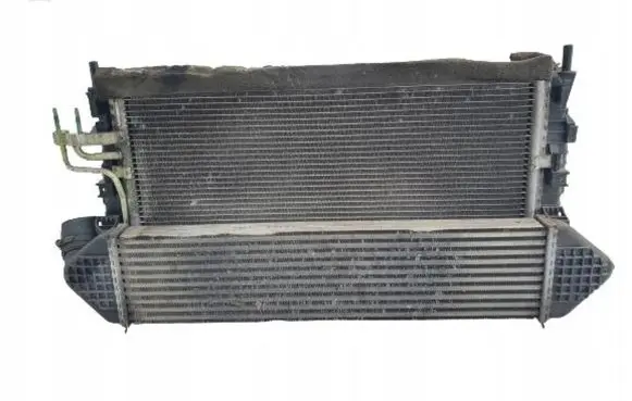 Ford Focus Radiator set 21049