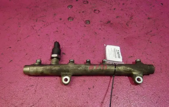 Renault Scenic I Fuel main line pipe 7700111013