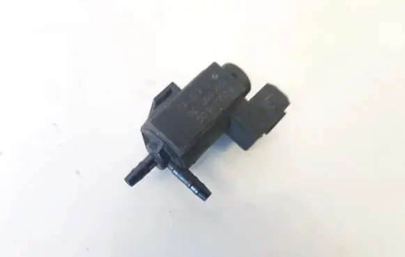 BMW 5 GT F07 Turbo solenoid valve 7810831 7.02318.00
