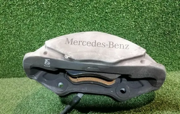 Mercedes-Benz E W213 Front brake caliper