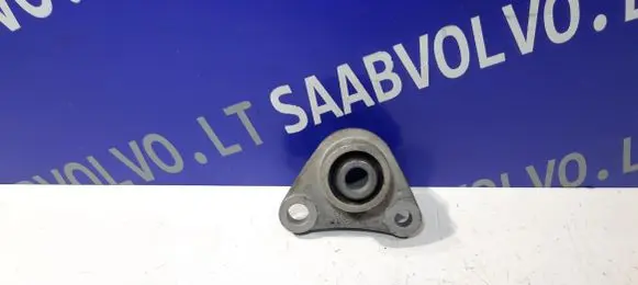 Volvo V70 Engine mount bracket 8666205