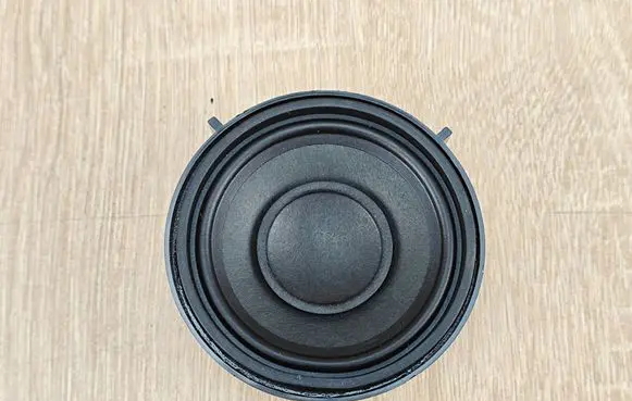 Panel speaker