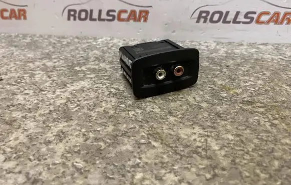 Opel Vivaro AUX in-socket connector 280230005R