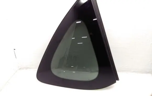 Rear side window