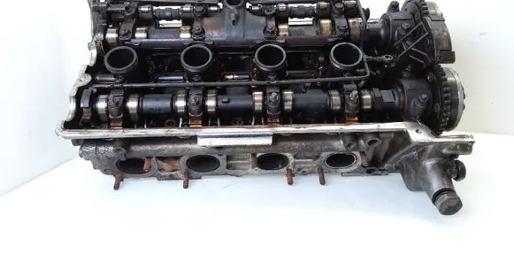 BMW 7 E65 E66 Engine head 750639907 0084101
