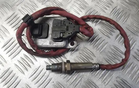 BMW X6 F16 Lambda probe sensor 858984601 5WK96699C 5WK96699