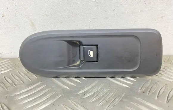 Peugeot 508 Electric window control switch 96661102XT