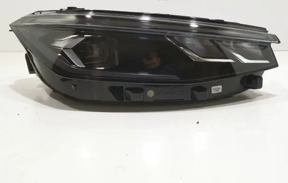 Volkswagen PASSAT B8 Headlight/headlamp 3j1941006
