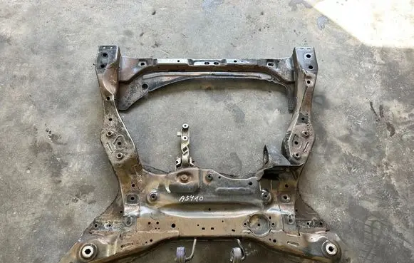 Volvo S90, V90 Front subframe