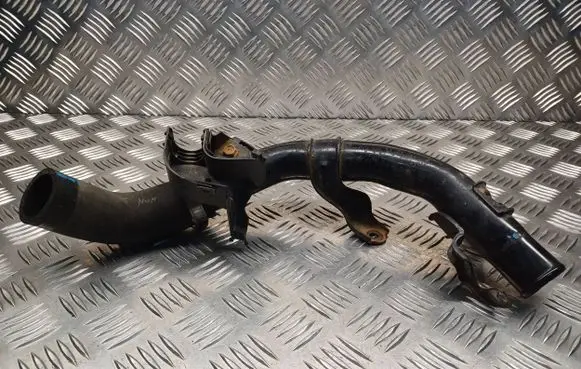 Toyota Urban Cruiser (XP110) Engine coolant pipe/hose