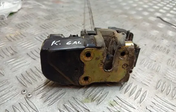 Jeep Grand Cherokee (WJ) Rear door lock