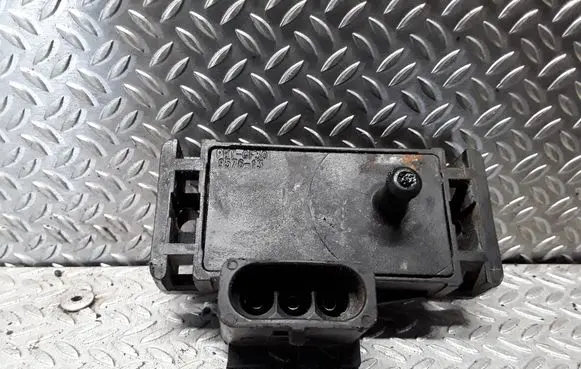 Isuzu Trooper Air pressure sensor