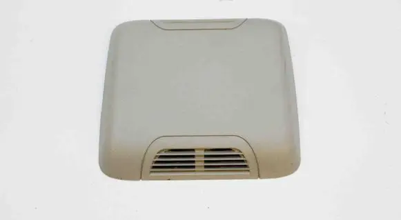 Land Rover Discovery 3 - LR3 Other devices YWC500350
