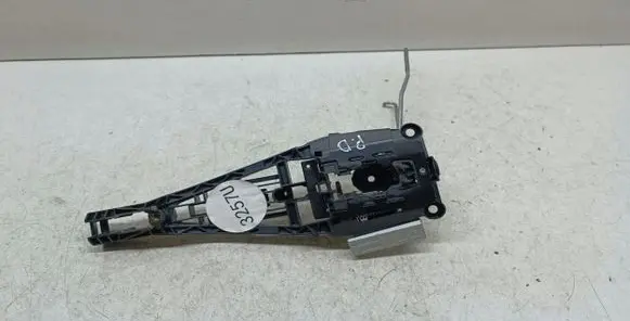 Opel Mokka Front door exterior handle/bracket 
