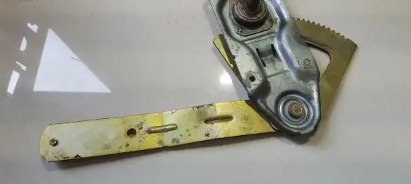 Sliding door window regulator with motor