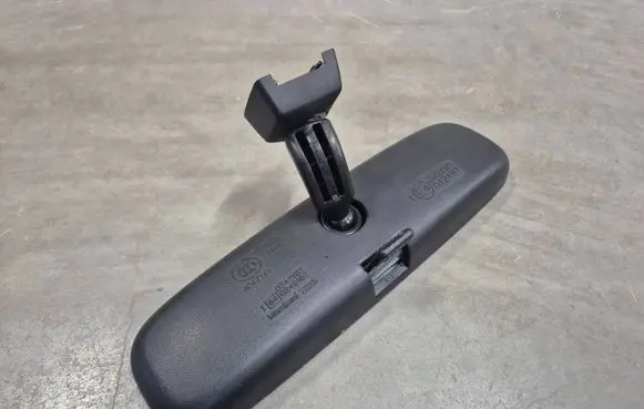 Toyota Hilux (AN10, AN20, AN30) Rear view mirror (interior)
