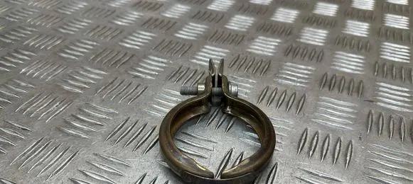 Audi A3 8Y Muffler pipe connector clamp 05E253725