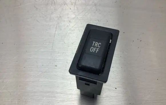Toyota Avensis T250 Traction control (ASR) switch TR8801