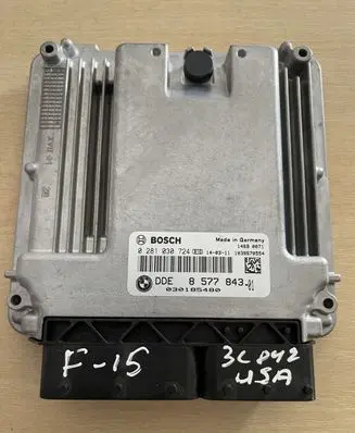 BMW X5 F15 Engine control unit/module 0281030724 8577843