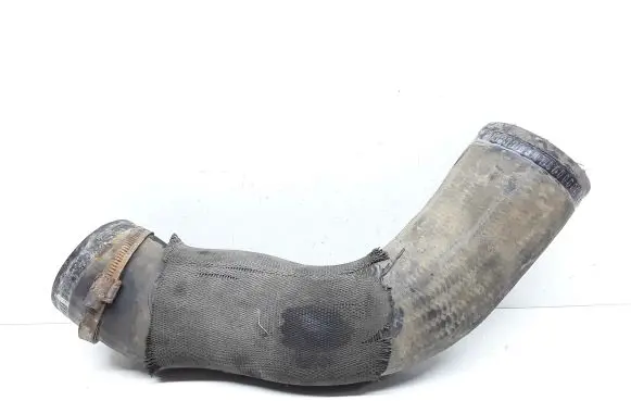 Intercooler hose/pipe