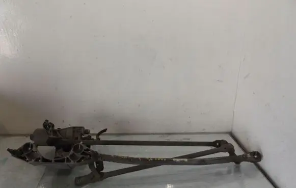 Ford Focus C-MAX Front wiper linkage and motor