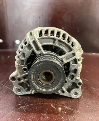 Volkswagen Jetta V Generator/alternator 07K903023A 0124525102