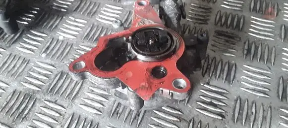 Renault Trafic II (X83) Vacuum pump 8200520476