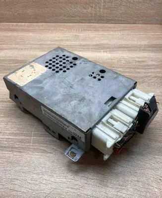 Chrysler Voyager Comfort/convenience module P04686492AE