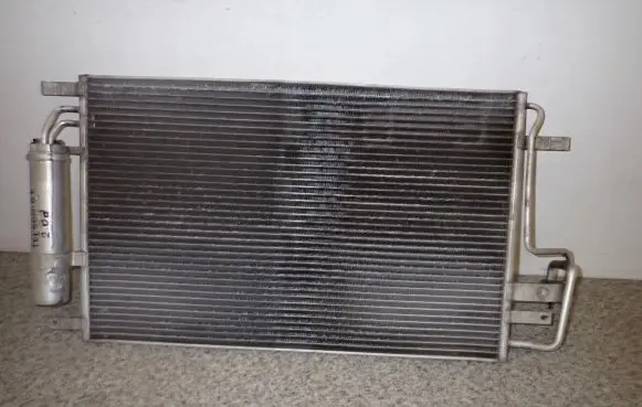 Hyundai Tucson JM A/C cooling radiator (condenser)
