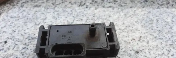Ford Transit Air pressure sensor 92VB9F479AA 42526A 02030000