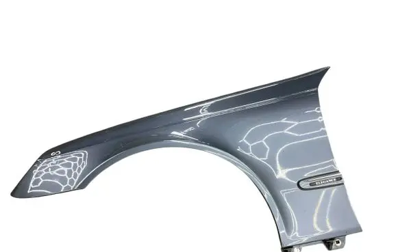 Mercedes-Benz E W211 Fender