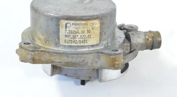 Porsche Cayman 987 Oil pump 99710702201