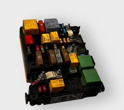 Citroen C-Elysée Fuse module 9804846880