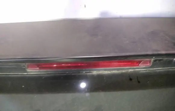 Honda FR-V Third/center stoplight