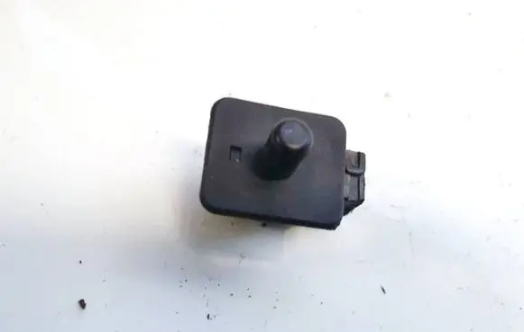 Mercedes-Benz C W202 Front door sensor coupe 2028202110 30010101