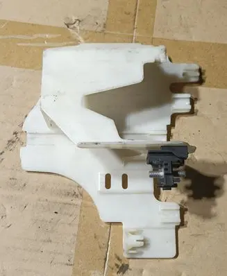 BMW 7 F01 F02 F03 F04 Other engine bay part 7555158