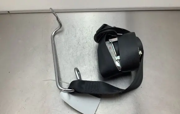 Volkswagen Scirocco Front seatbelt 1K8857705A 17072012