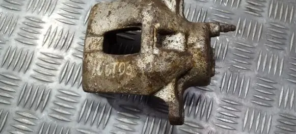 Toyota Corolla Verso E121 Front brake caliper
