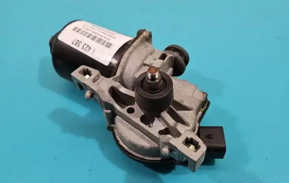 Hyundai Santa Fe Wiper motor 98110-2B000 IMPRK1423387