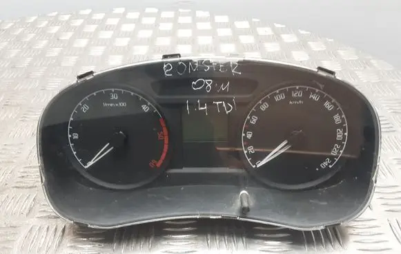 Skoda Roomster (5J) Speedometer (instrument cluster) 5J0920801C