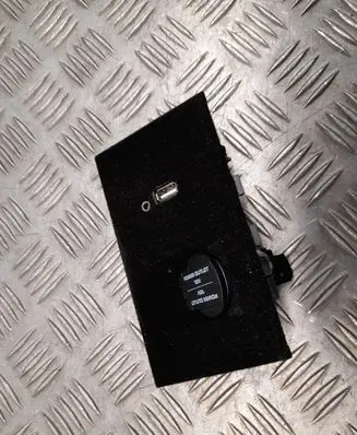 Porsche Panamera (970) USB socket connector 970553345
