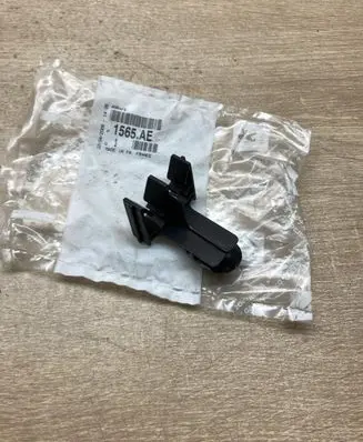 Peugeot Boxer Fuel injector 1565AE