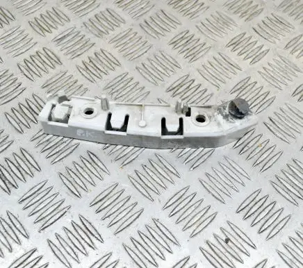 Ford Focus Front bumper mounting bracket BM5117D959A