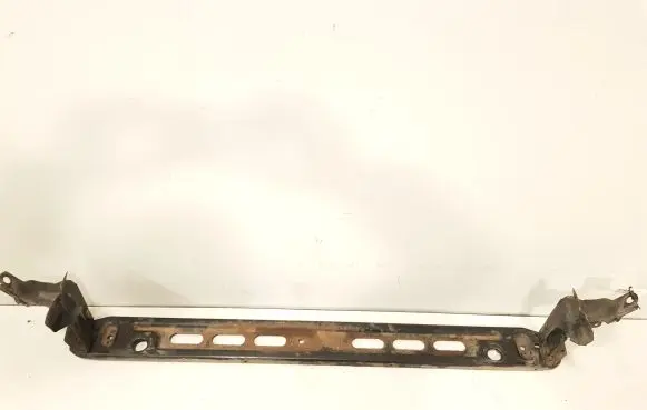 Volvo V60 Bottom radiator support slam panel 31261981